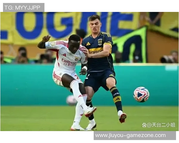 中超激战AC米兰逆转本菲卡乌龙球引发争议判罚全场沸腾 中超激战AC米兰逆转本菲卡乌龙球引发争议判罚全场沸腾