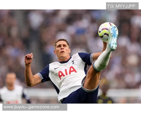 意甲惊天逆转热刺3-2战胜阿森纳创造历史冷门引发全场狂欢