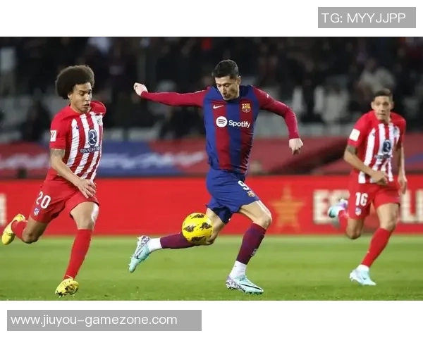 国王杯激战巴萨逆转马竞补时绝杀引全场狂欢