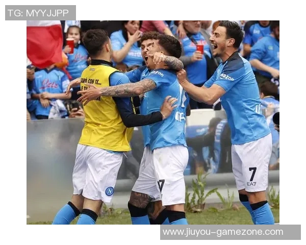 意甲精彩对决那不勒斯与多特蒙德战成平局绝杀瞬间点燃全场激情 意甲精彩对决那不勒斯与多特蒙德战成平局绝杀瞬间点燃全场激情